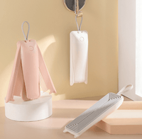 Fur-Free Pet Hair Remover Roller — size and scale